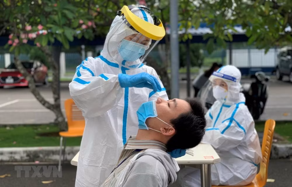 TP.HCM: Sớm thanh, quyết toán kinh phí chống dịch cho nhân viên y tế ảnh 1