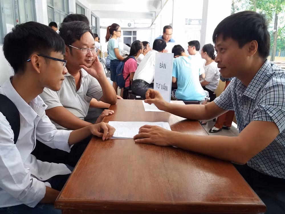 Tuyển sinh đại học 2021: Nhiều trường mở thêm ngành học mới ảnh 1