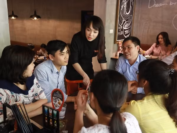 Vua đầu bếp Minh Nhật: “Tôi xa lạ và vụng về với giới showbiz" ảnh 3