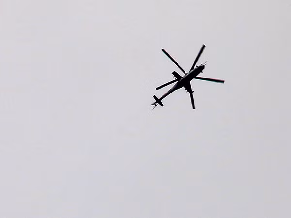 Trực thăng Mi-8 của Nga diễn tập quân sự tại Tajikistan ảnh 1
