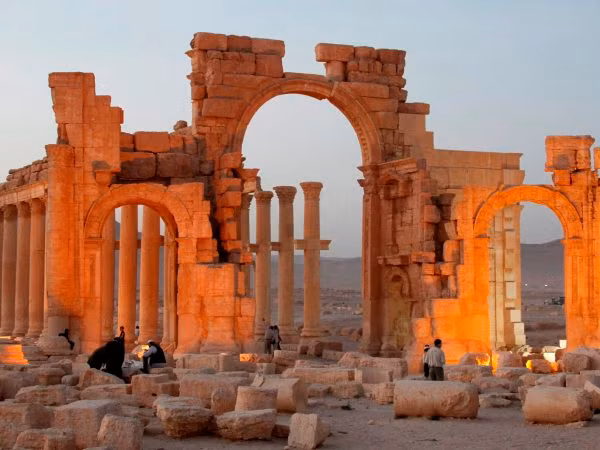 Chính phủ Syria thừa nhận thành cổ Palmyra đã lại thất thủ ảnh 1
