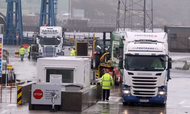 EU từ chối đề nghị của Anh về đàm phán lại Nghị định thư Bắc Ireland ảnh 1