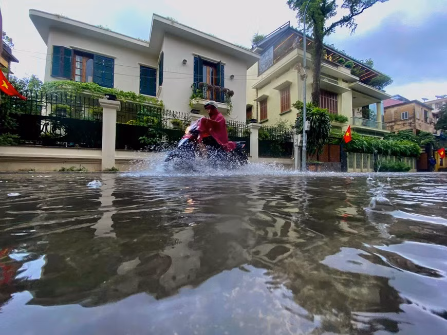 Hà Nội: Các kịch bản ứng phó với ngập úng trước mùa mưa bão ảnh 1
