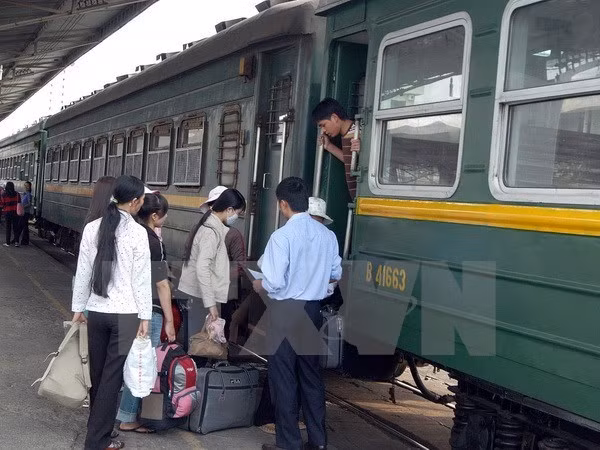 Đường sắt Hà Nội sắp bán 8.000 vé giá 10.000 đồng từ 14/6 ảnh 1