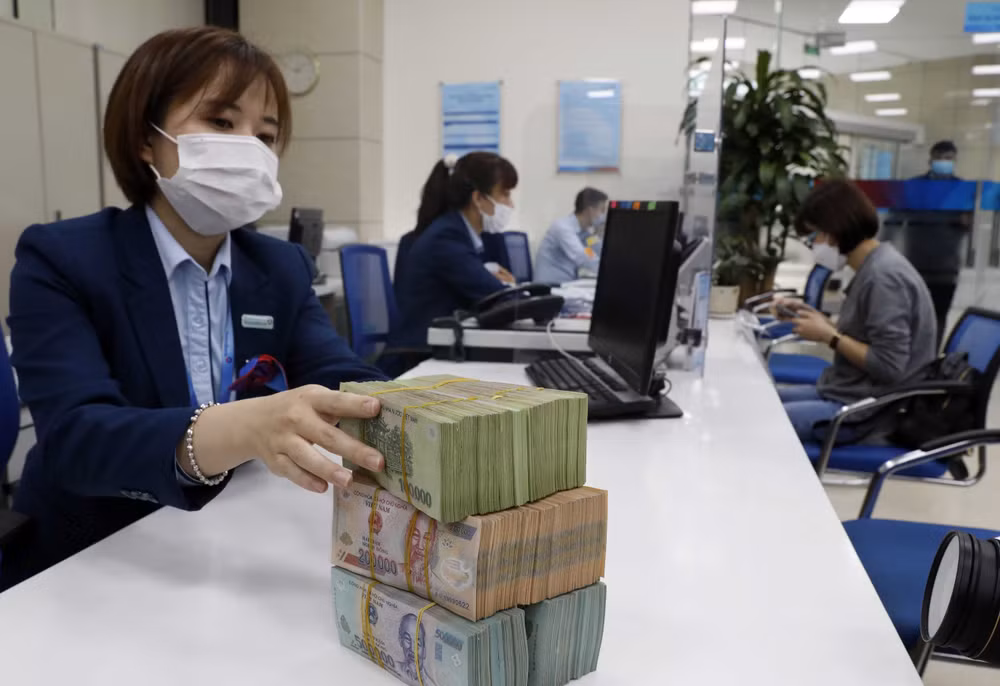 Chuyên gia: Vẫn còn dư địa giảm thêm lãi suất điều hành ảnh 1