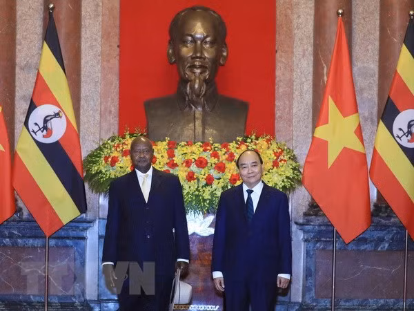 Tổng thống Cộng hòa Uganda kết thúc tốt đẹp chuyến thăm Việt Nam ảnh 3