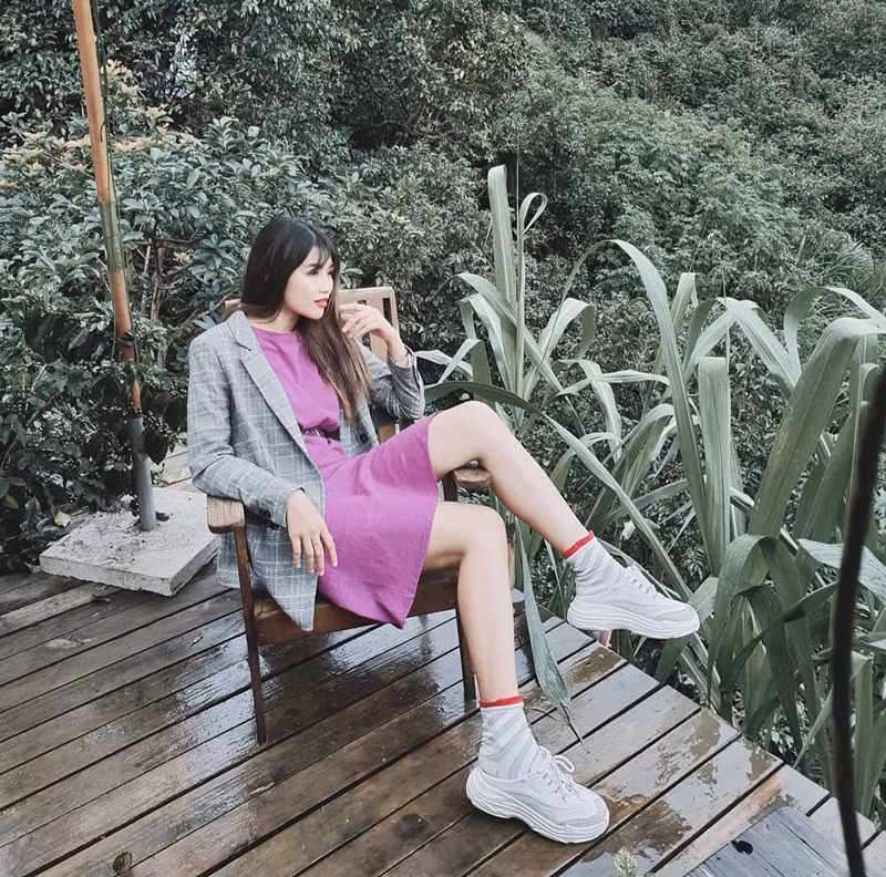 Mãn nhãn với loạt street style đẹp ngất ngây của dàn mỹ nhân Việt ảnh 16