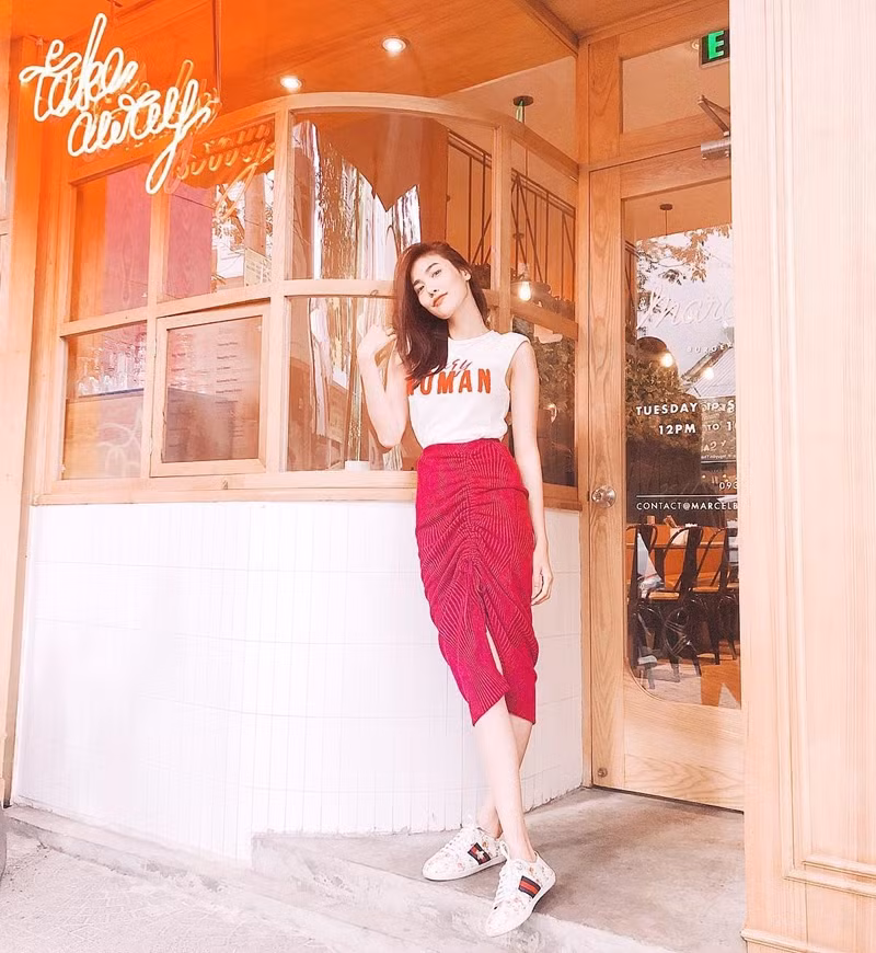 Mãn nhãn với loạt street style đẹp ngất ngây của dàn mỹ nhân Việt ảnh 7