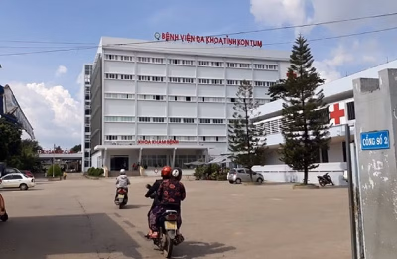 Kon Tum: Ba người bị ngộ độc sau khi ăn thịt chuột, uống rượu ảnh 1