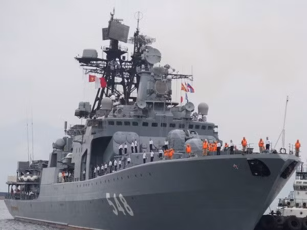 Hầu hết tàu chiến Nga rời Tartus trước khi Mỹ tấn công Syria ảnh 1