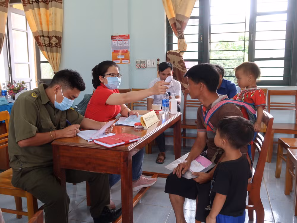 Hơn 51 tỷ đồng ủng hộ phòng chống dịch COVID-19 tại Đà Nẵng ảnh 4