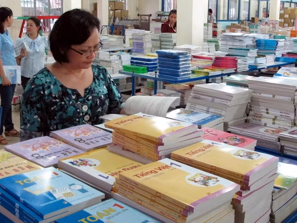 Đề án đổi mới chương trình, sách giáo khoa: Tranh cãi và thách thức ảnh 1