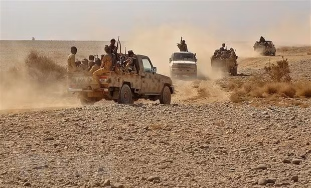 Yemen: Giao tranh dữ dội giữa quân chính phủ và lực lượng Houthi ảnh 1