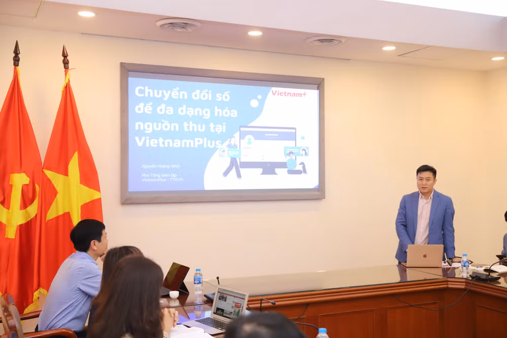 Trao đổi về chuyển đổi số, sản xuất tác phẩm báo chí chất lượng cao ảnh 4