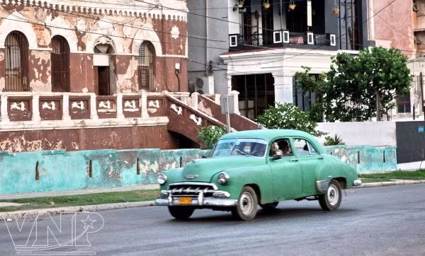 Lạc giữa thiên đường xe cổ ở thành phố kỳ quan của thế giới ảnh 2