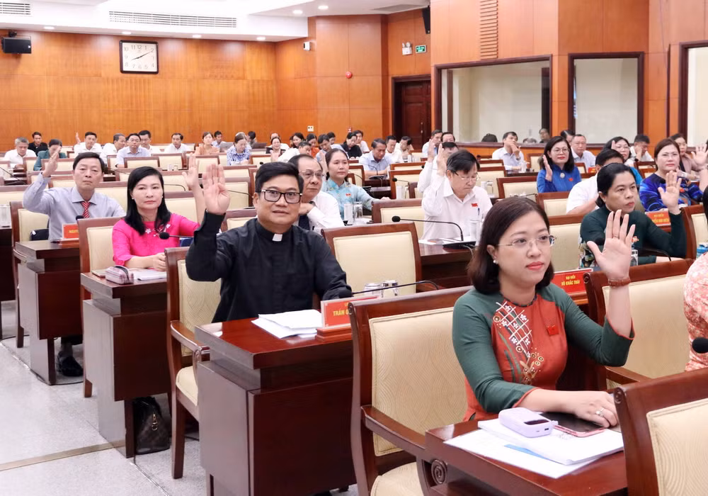 ky_hop_thu_16_ky_hop_chuyen_de_cua_hdnd_thanh_pho_ho_chi_minh_khoa_x-3.jpg