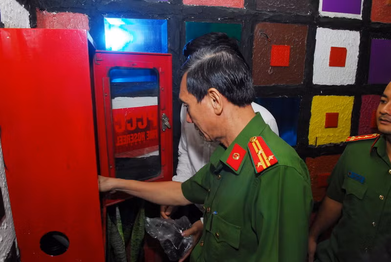 Kiểm tra an toàn dịch vụ karaoke, quán bar ở TP Hồ Chí Minh ảnh 1