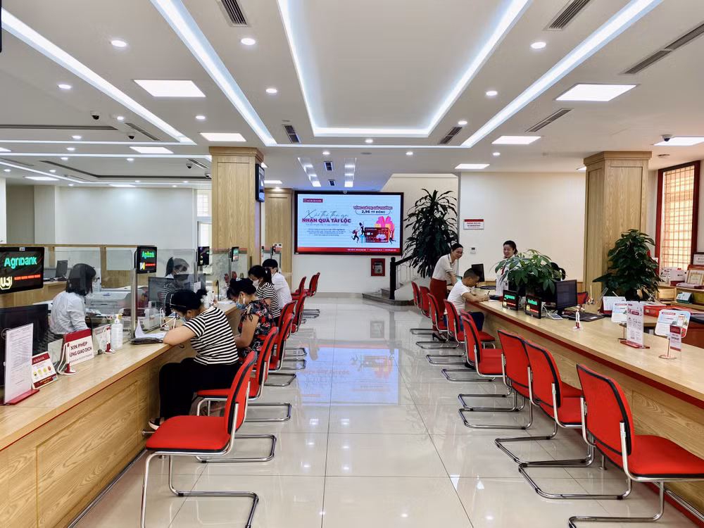 Lãi suất huy động hạ nhiệt, ngân hàng rục rịch giảm lãi cho vay ảnh 2