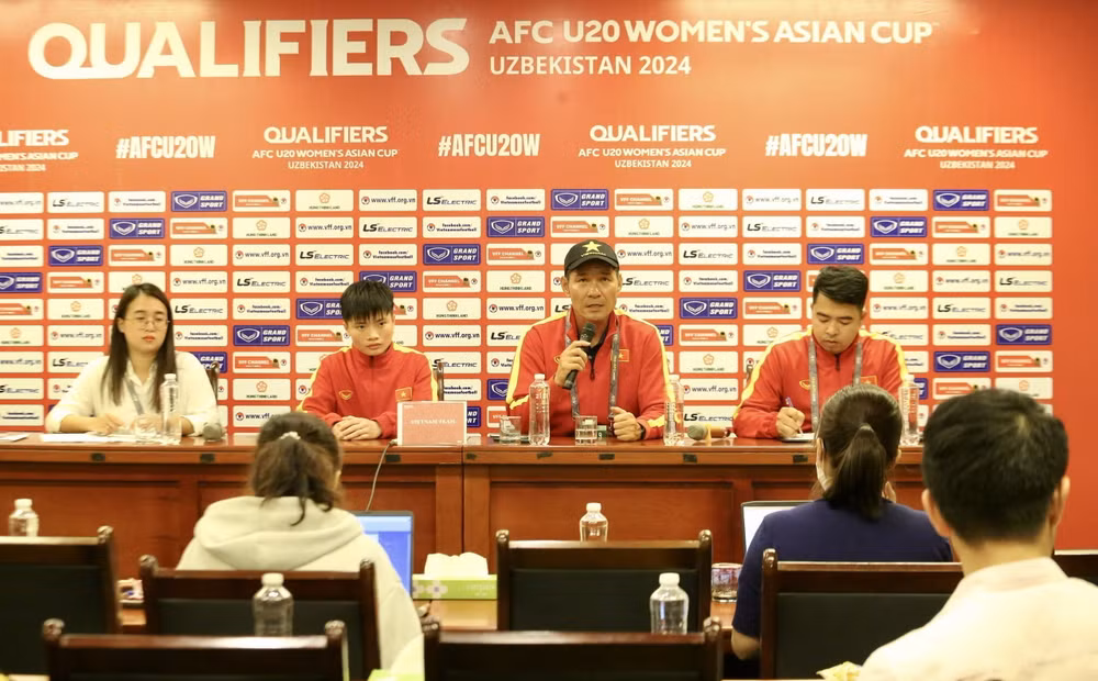 U20 nữ Việt Nam giành chiến thắng đậm 11-0 trước U20 Singapore ảnh 3
