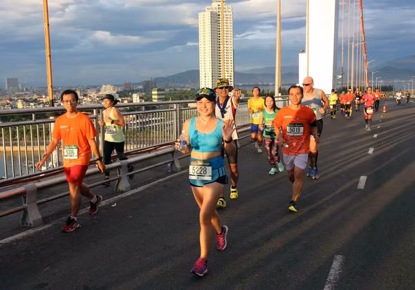 Số vận động viên tranh tài Marathon quốc tế Đà Nẵng 2018 tăng đột biến ảnh 1