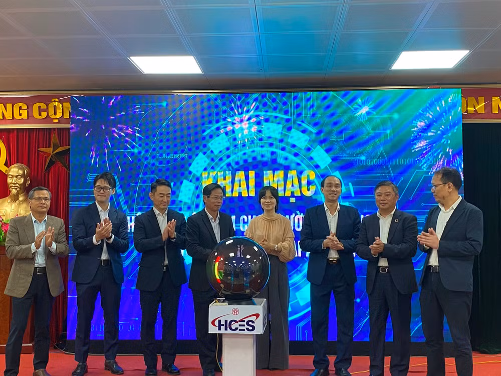 1-bam-nut-khai-mac.jpeg