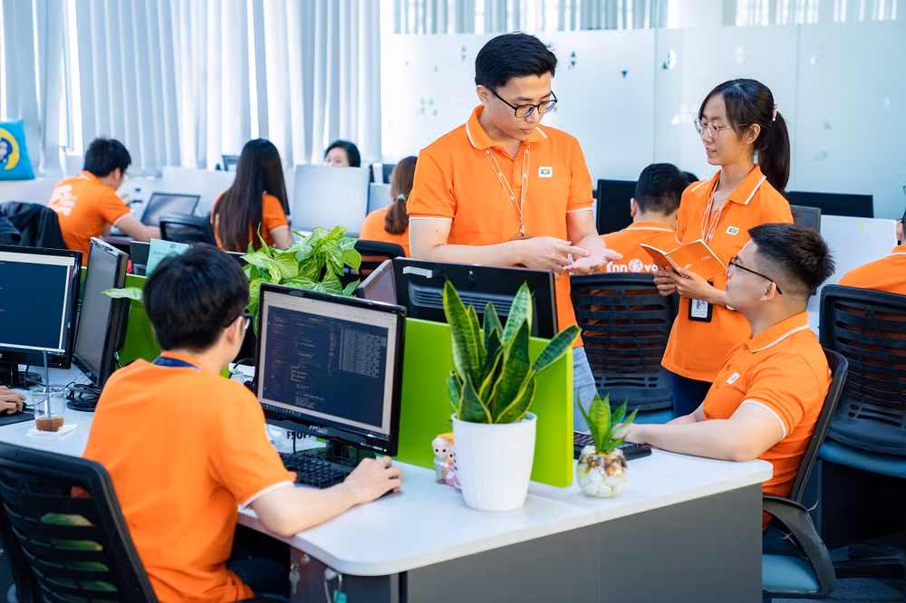 Chuyển đổi số mang về cho FPT 3.484 tỷ đồng trong 6 tháng đầu năm 2022 ảnh 1