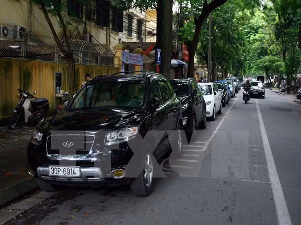 Làm rõ phản ánh gian lận trong nhập khẩu xe ôtô biếu tặng ảnh 1