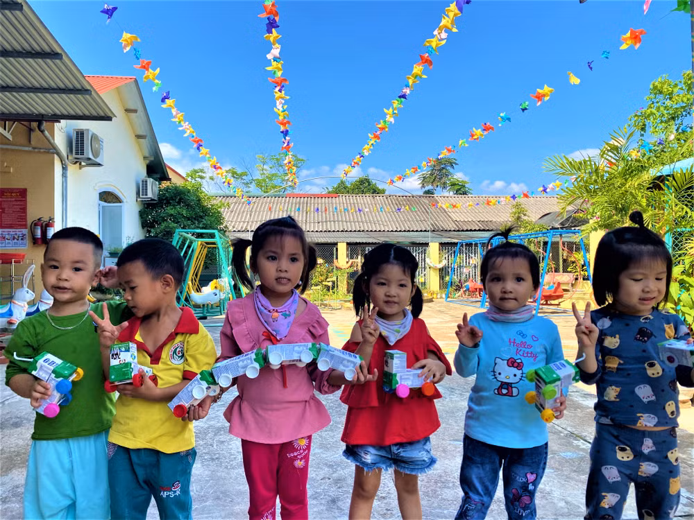 Quỹ sữa Vươn cao Việt Nam và Vinamilk đến với trẻ em vùng cao Yên Bái ảnh 6