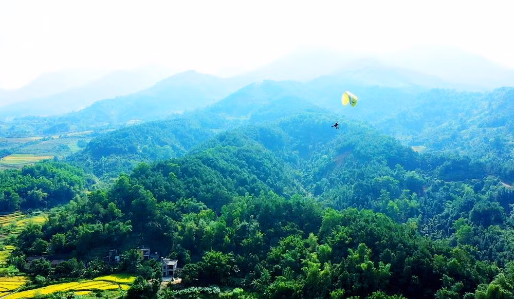 Quảng Ninh: Khám phá vùng đất hoang sơ vùng biên Bình Liêu ảnh 3