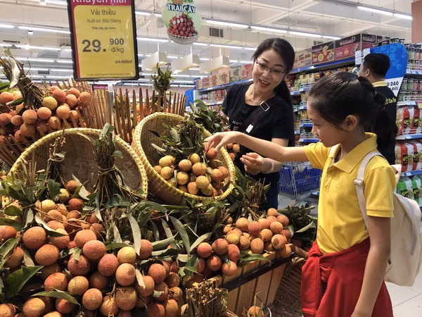 Thị trường thực phẩm đặc sản sôi động dịp Tết Đoan Ngọ ảnh 1