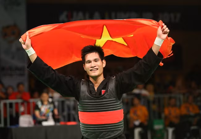SEA Games 29: Nguyễn Duy Tuyến giành huy chương vàng pencak silat ảnh 1