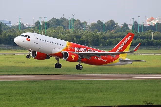 Máy bay Vietjet gặp sự cố khi hạ cánh, nhiều người nhập viện ảnh 1