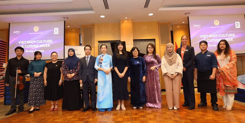 Quảng bá văn hóa và ẩm thực Việt Nam tại Brunei Darussalam ảnh 1