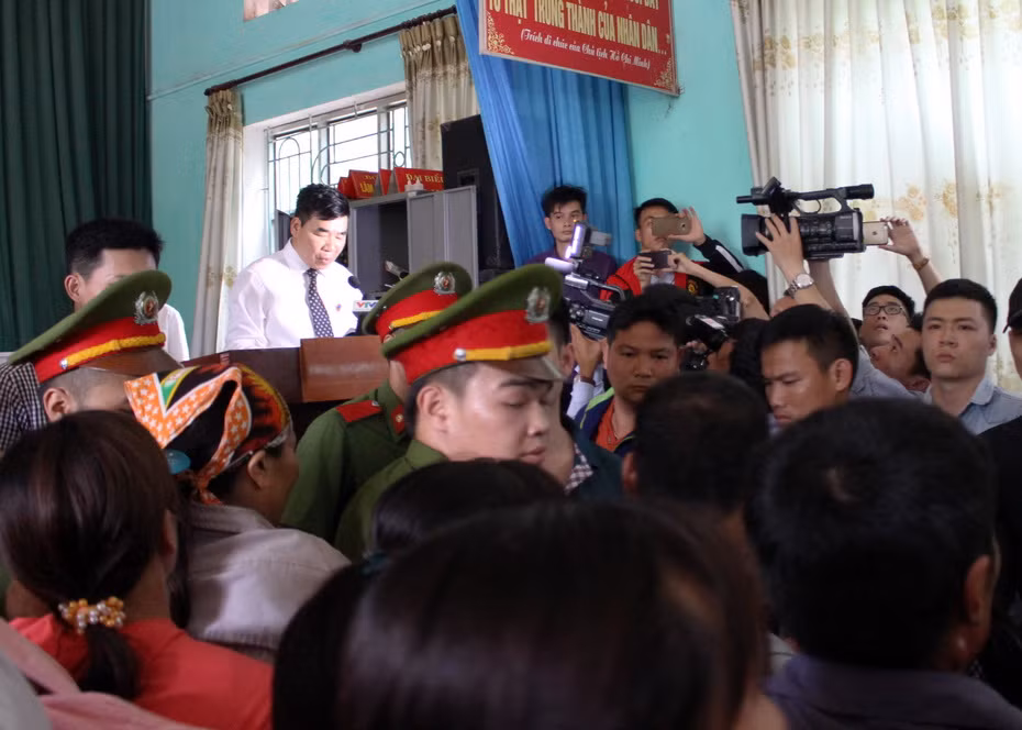 Bắc Giang: Hỗn loạn tại buổi xin lỗi công khai người bị kết án tử hình ảnh 2