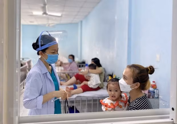 Ngành y tế Thành phố Hồ Chí Minh đối mặt với nhiều nguy cơ, thách thức ảnh 1