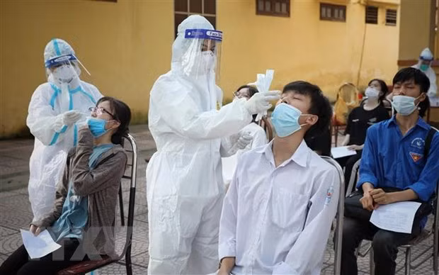 11.900 thí sinh của gần 40 tỉnh, thành dự thi tốt nghiệp THPT đợt 2 ảnh 1