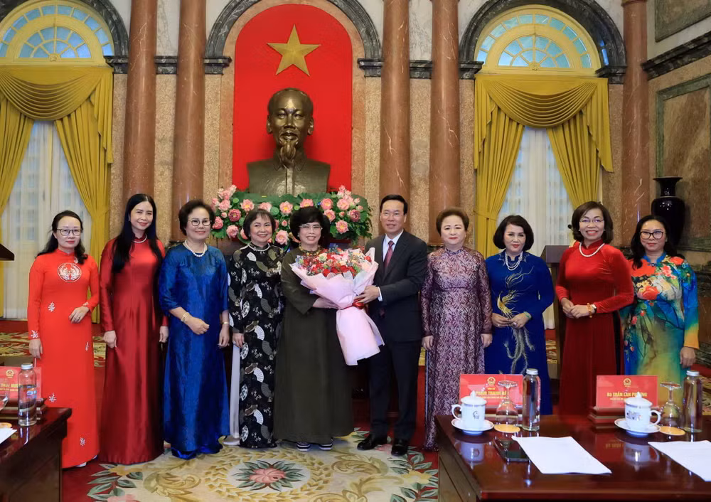 Chủ tịch nước Võ Văn Thưởng gặp mặt Hiệp hội Nữ doanh nhân Việt Nam ảnh 1