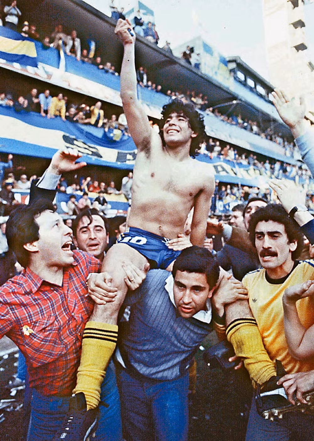 BLV Vũ Quang Huy: Maradona truyền cảm hứng cho người yêu bóng đá Việt ảnh 4