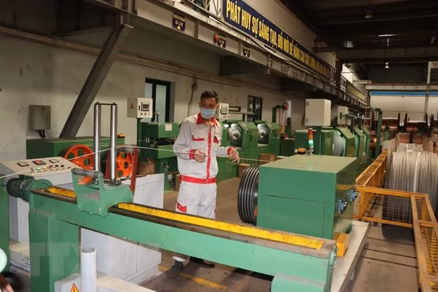 Ngấm thiệt hại vì COVID-19, doanh nghiệp Hải Dương nỗ lực phòng dịch ảnh 1