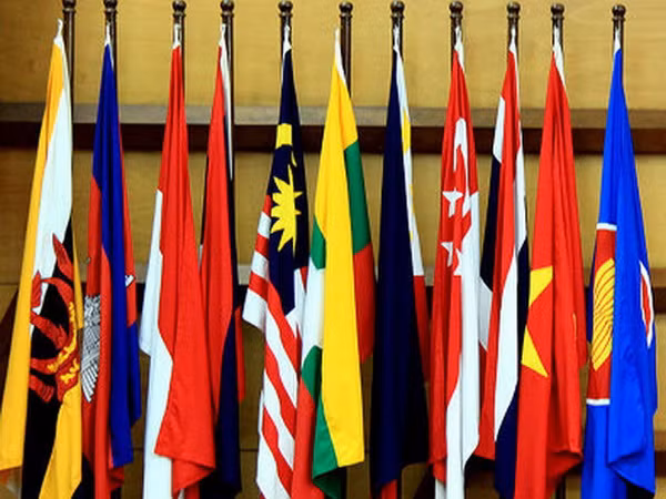 Dấu ấn Việt Nam trong tiến trình xây dựng Cộng đồng ASEAN ảnh 2