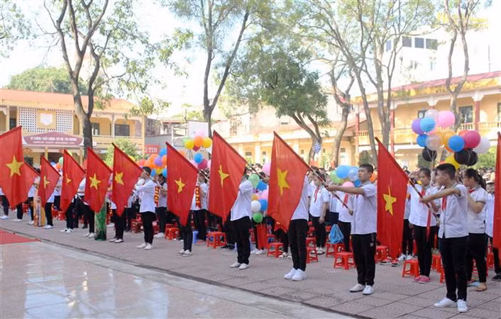 TP Hồ Chí Minh sẽ miễn học phí cho học sinh bậc Trung học cơ sở ảnh 1