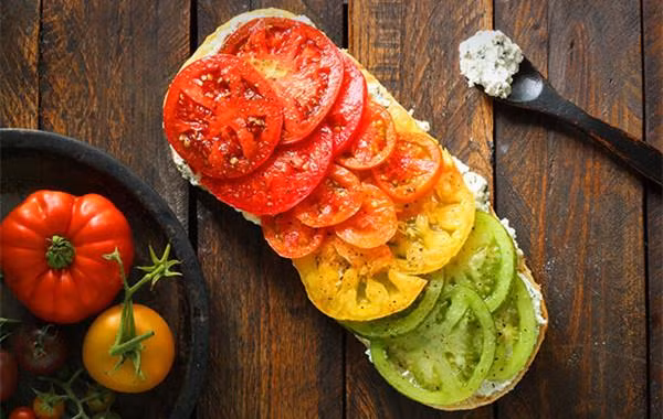 Khám phá bí mật dinh dưỡng trong màu sắc của quả cà chua ảnh 1