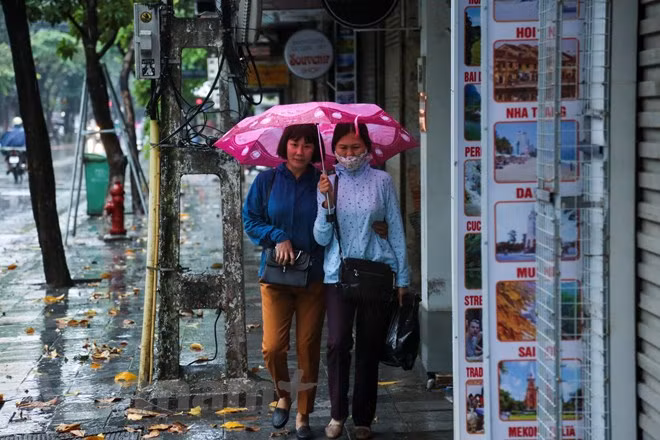 Bắc Bộ trời lạnh thấp nhất 19 độ C, vùng núi có thể đón dông lốc ảnh 1