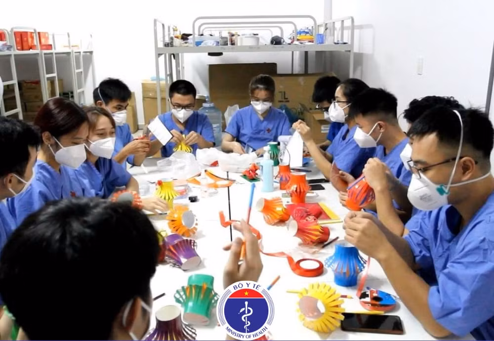 Mùa Trăng hy vọng cho trẻ em F0 nơi tâm dịch COVID 19 ảnh 2