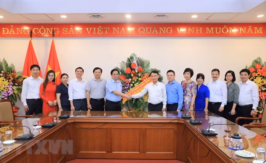 Lời cảm ơn của TTXVN nhân kỷ niệm 95 năm Ngày Báo chí Cách mạng ảnh 1