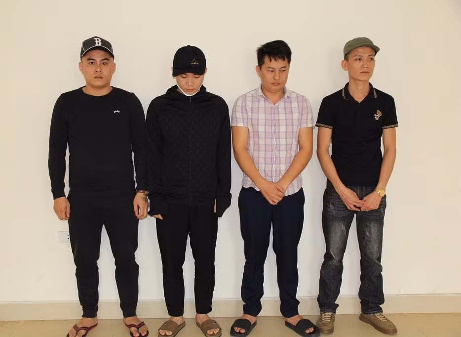 Nghệ An: Triệt phá ổ nhóm lừa đảo "lô đề" qua mạng xã hội ảnh 1