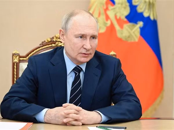 Nga bảo lưu quyền sử dụng bom chùm trong việc đáp trả Ukraine ảnh 1