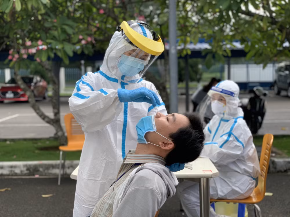 TP.HCM: Chuỗi lây nhiễm đã được khống chế sau 1 tuần giãn cách xã hội ảnh 3