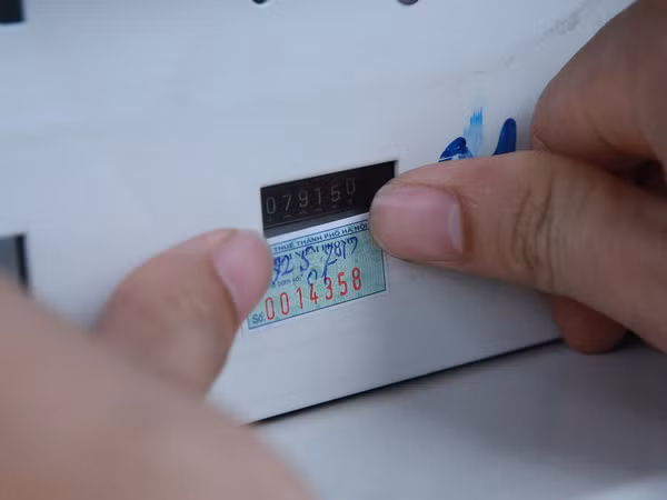 Doanh nghiệp bán xăng kém chất lượng bị phạt 1,3 tỷ đồng ảnh 1
