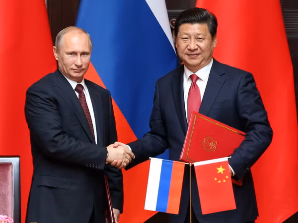 Lãnh đạo Trung-Nga bày tỏ quan ngại sâu sắc về Ukraine ảnh 1